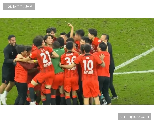 中超末轮悬念持续 冠军归属与保级命运同日揭晓